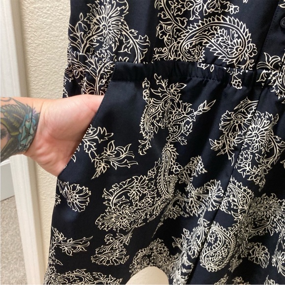 Ann Taylor romper, EUC - Picture 3 of 6